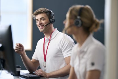 TRIOS-5_Lifestyle-Photo_Customer-support-1_7952x5304_2022-416x277